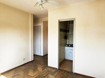 Departamento dos ambientes en  San Isidro Centro