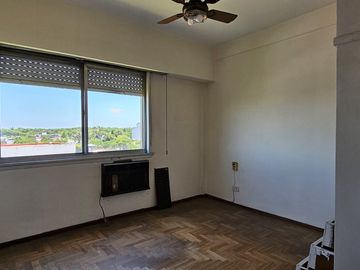Departamento dos ambientes en  San Isidro Centro