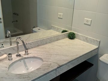 Torre Promenade - 2 Ambientes Amueblado con Toilette - Luminoso - Cochera y Baulera - Amenities