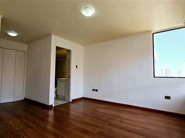 Departamento en Venta en Edificio Altos del Parque. Playa Brava