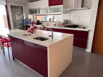 Casa en Venta en Avenida Costanera, sector Huayquique
