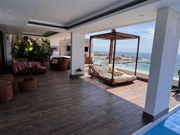 Casa en Venta en Avenida Costanera, sector Huayquique