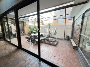 Casa en Venta en Manquehue Sur