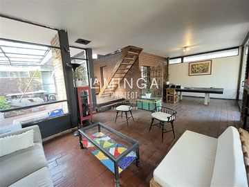 Casa en Venta en Manquehue Sur
