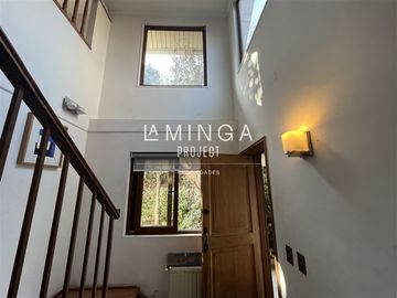 Casa en Venta en Cristobal Colón - Manquehue Sur