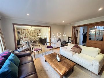 Casa en Venta en Cristobal Colón - Manquehue Sur
