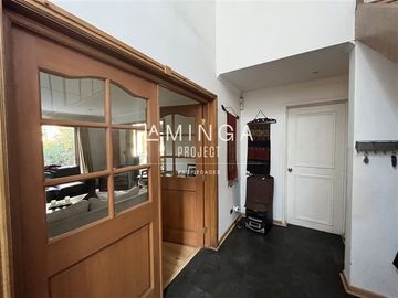 Casa en Venta en Cristobal Colón - Manquehue Sur