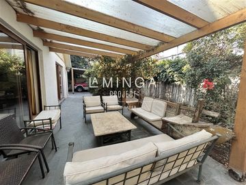 Casa en Venta en Cristobal Colón - Manquehue Sur