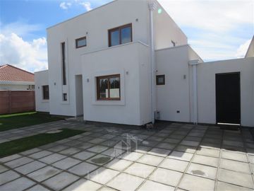 Casa en Venta en Parque San Valentín