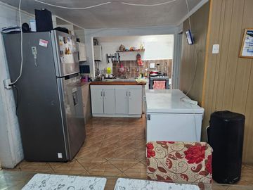 SE VENDE CASA EN AV. CUATRO PONIENTE CON RINCONADA, MAIPÚ