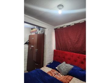 SE VENDE CASA EN AV. CUATRO PONIENTE CON RINCONADA, MAIPÚ