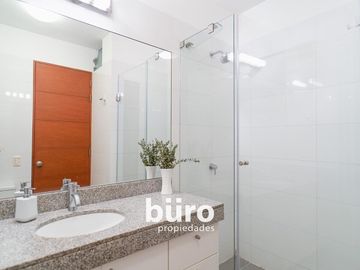LINDO DEPARTAMENTO EN ALQUILER AMOBLADO Y EQUIPADO EN SAN ISIDRO CON BALCON