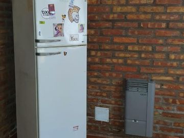 Complejo de 3 casas en Terreno de 1.235m2 - El Bolson - Sobre calle San Martin - Barrio lujan