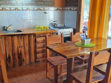 Complejo de 3 casas en Terreno de 1.235m2 - El Bolson - Sobre calle San Martin - Barrio lujan