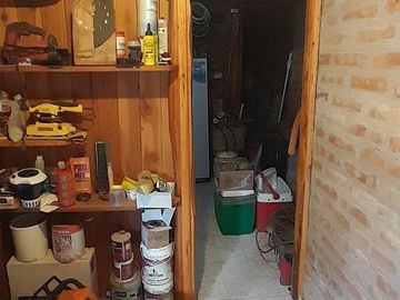 Complejo de 3 casas en Terreno de 1.235m2 - El Bolson - Sobre calle San Martin - Barrio lujan