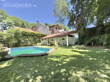 CASA VENTA VICENTE LOPEZ 4 AMB JARDIN PILETA   2 LOCALES COMERCIALES