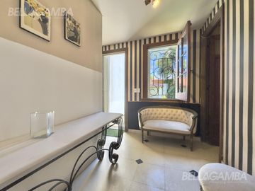 CASA VENTA VICENTE LOPEZ 4 AMB JARDIN PILETA   2 LOCALES COMERCIALES