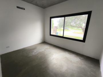 VENTA CASA AREA 1 SAN SEBASTIAN 3 AMBIENTES