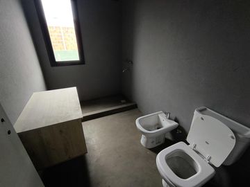 VENTA CASA AREA 1 SAN SEBASTIAN 3 AMBIENTES