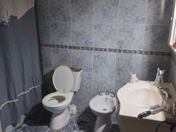 Casa en venta - 4 Dormitorios 4 Baños - 400mts2 - Ezeiza