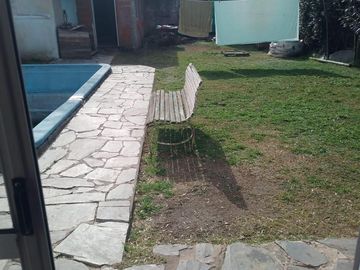 Casa en venta - 4 Dormitorios 4 Baños - 400mts2 - Ezeiza