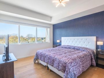 Casa en venta y alquiler anual en el exclusivo barrio de Albanueva