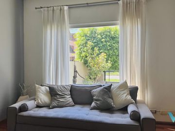 Casa en venta exclusiva zona Ituzaingó norte, 5 ambientes quincho y piscina.