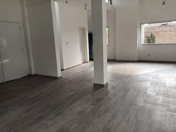 Casa de cuatro ambientes  en pilar