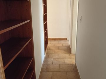 Departamento de cuatro ambientes con cochera en Lomas de Zamora