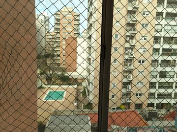 Departamento de cuatro ambientes con cochera en Lomas de Zamora