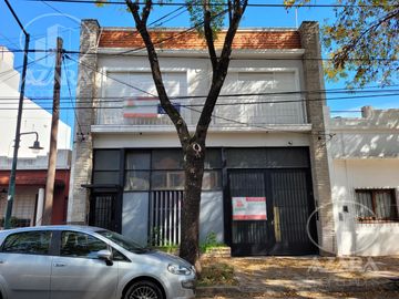 PH 4 ambiente  con patio y terraza en San Isidro