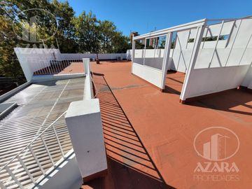 PH 4 ambiente  con patio y terraza en San Isidro