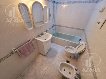 PH 4 ambiente  con patio y terraza en San Isidro
