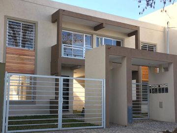 Casa Duplex en venta en  Ituzaingó Sur