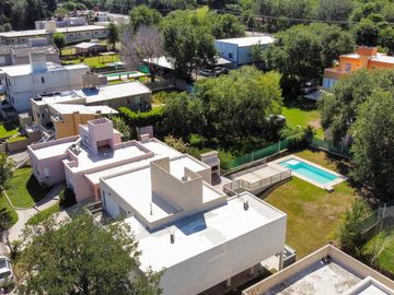 Casa en Barrio Privado el Dorado