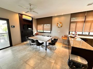 Casa categoría PREMIUM de 4 dormitorios en VENTA en country La Arboleda