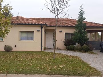 Casa en Santa Juana