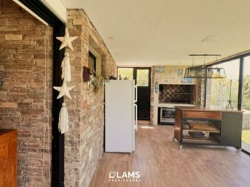 Casa en Venta - 3 ambientes con piscina en Barrio Privado Arenas del Sur