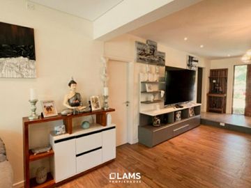 Casa en Venta - 3 ambientes con piscina en Barrio Privado Arenas del Sur