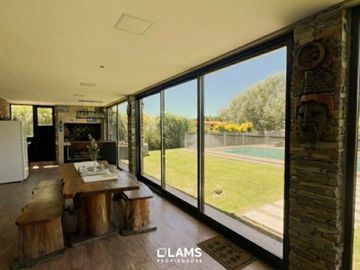 Casa en Venta - 3 ambientes con piscina en Barrio Privado Arenas del Sur