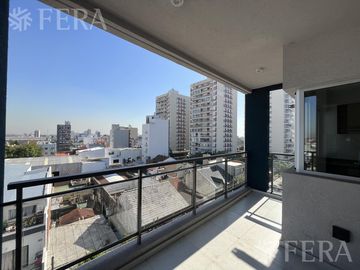 Venta de Departamento 4 ambientes con balcón en Wilde