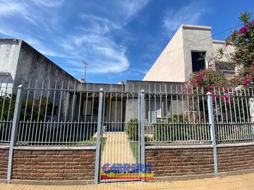 Casa en Lomas de Zamora Este