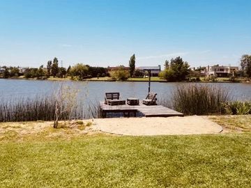 Casa en Venta en Santa Catalina. Villanueva.