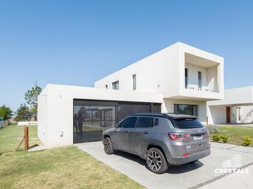 Casa 3 dormitorios en venta - La Rinconada Club de Campo