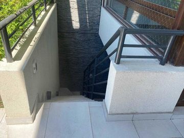 DUPLEX EN TRAPENSES-COLEGIO EVEREST - JARDIN