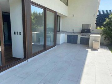 DUPLEX EN TRAPENSES-COLEGIO EVEREST - JARDIN