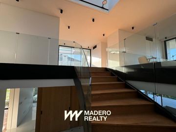 Casa en El Golf - 10 ambientes
