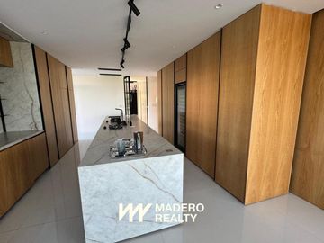 Casa en El Golf - 10 ambientes