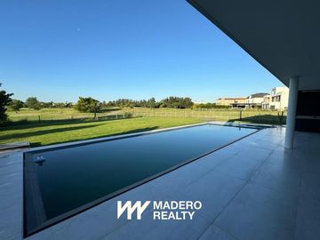 Casa en El Golf - 10 ambientes