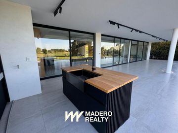 Casa en El Golf - 10 ambientes